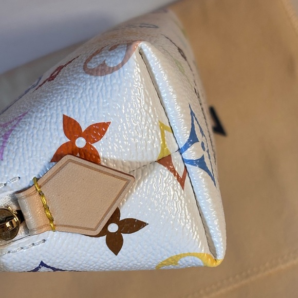 New Louis Vuitton X TM Cosmetic Pouch SOLd - Picture 7 of 13